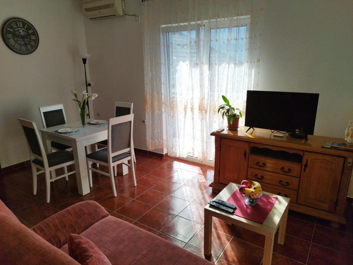 Milka Apartment Kotor Eksteriør billede